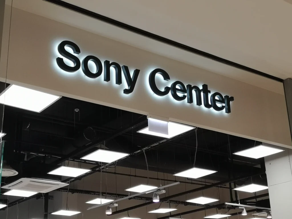 Sony center valgusega logo
